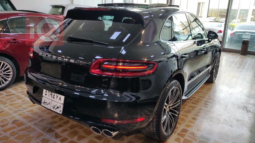 بورش ماكان